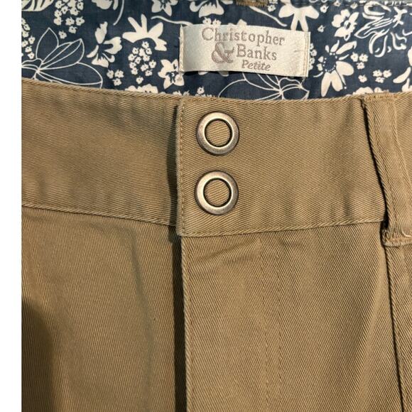 Women's Christopher & Banks Petite Khaki Capri Pants Size 10P, EUC - Picture 3 of 3